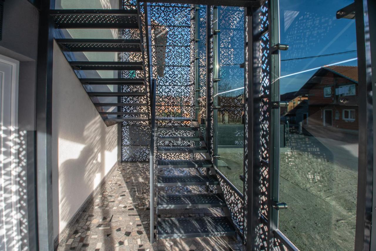 Hazam Apartmani Sanski Most Exteriér fotografie